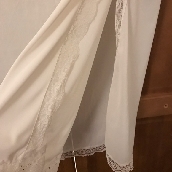 Vintage Nani Flowers Long Slip with Lace Side Slits Size Medium - Picture 4 of 6